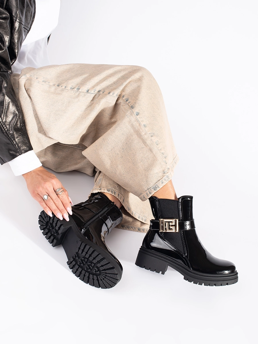 Dámske značkové členkové topánky čierne na širokom podpätku