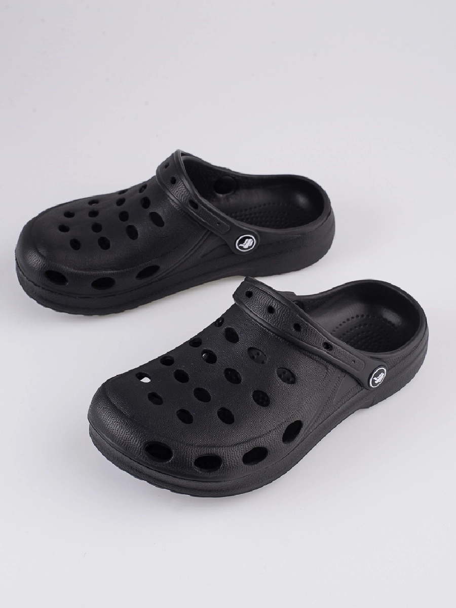 Originálne čierne detské crocsy bez podpätku