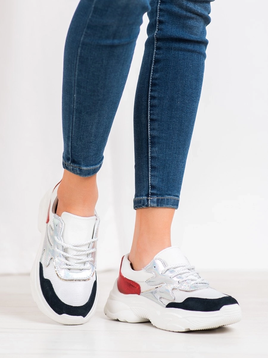 Pohodlné farebné dámske tenisky biele bez podpätku