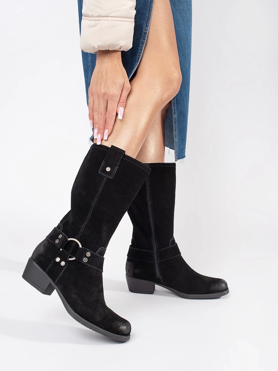 Štýlové dámske čierne členkové topánky na širokom podpätku