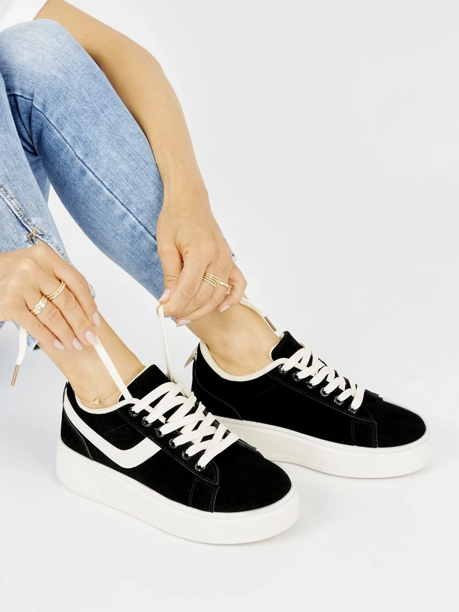 Trendy tenisky pre ženy čierne na platforme