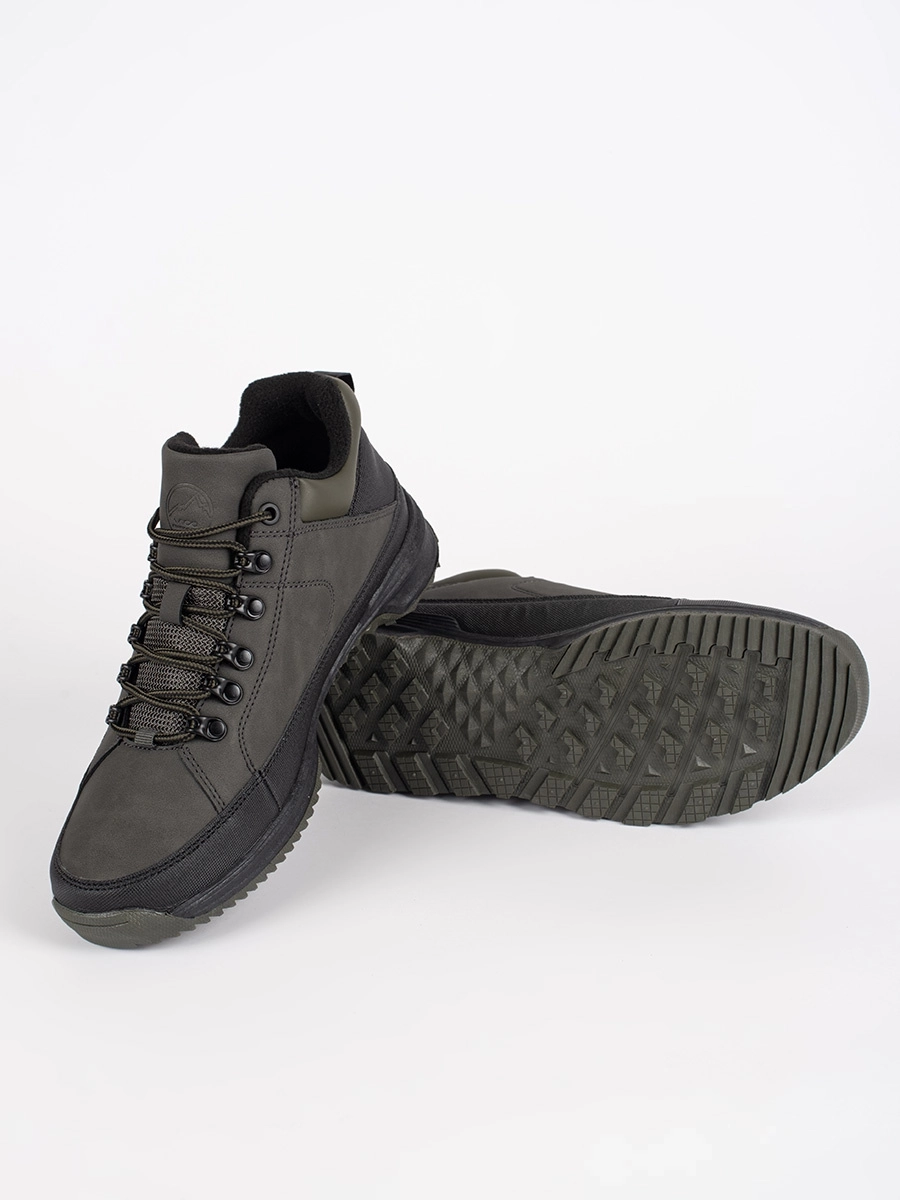 Trendy zelená trekingová obuv pre mužov