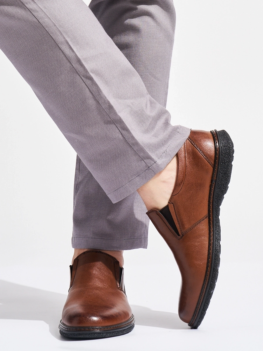 Vynikajúce pánske hnedé poltopánky